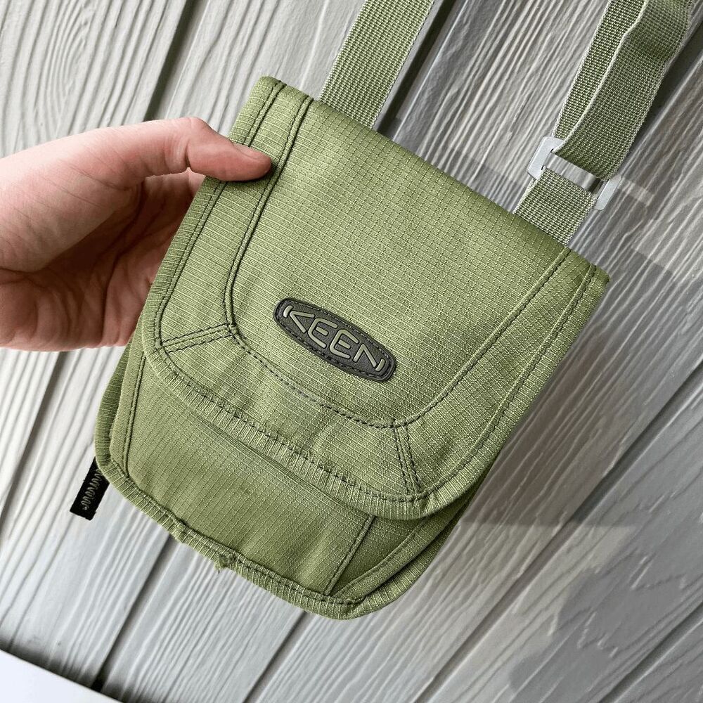Keen Hybrid Transport Crossbody Bag Green Travel Utility VTG Outdoor